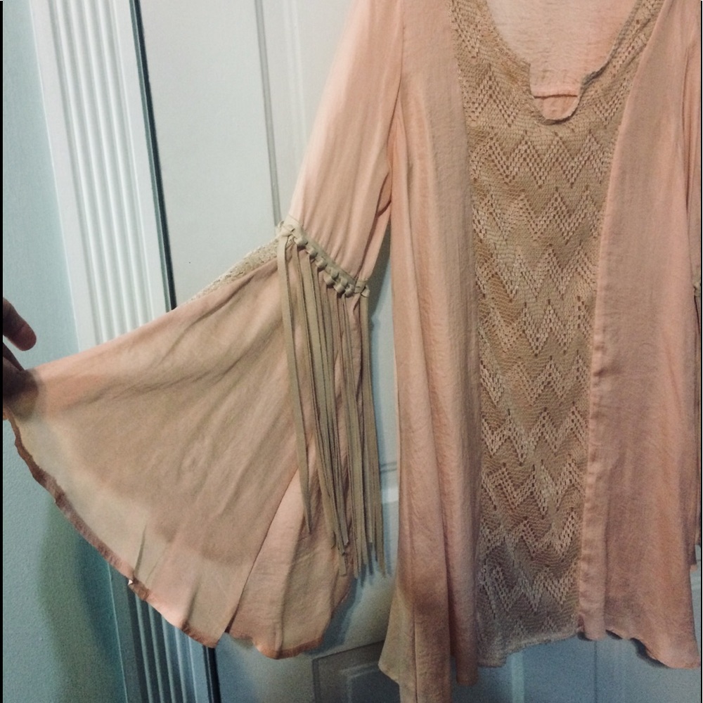 🍑 Bohemian JUDITH March Tassel Bell Sleeve Dress
